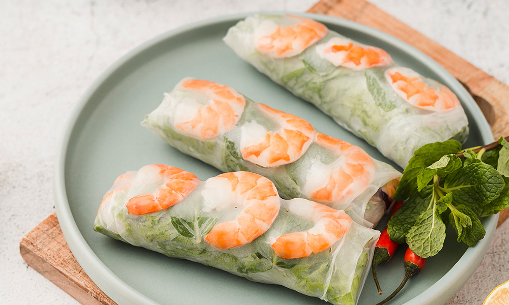 Rice Paper Rolls with Prawns