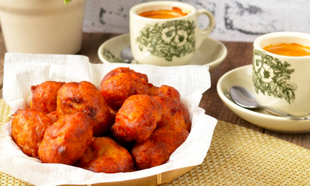 Indonesian Fried Banana Balls