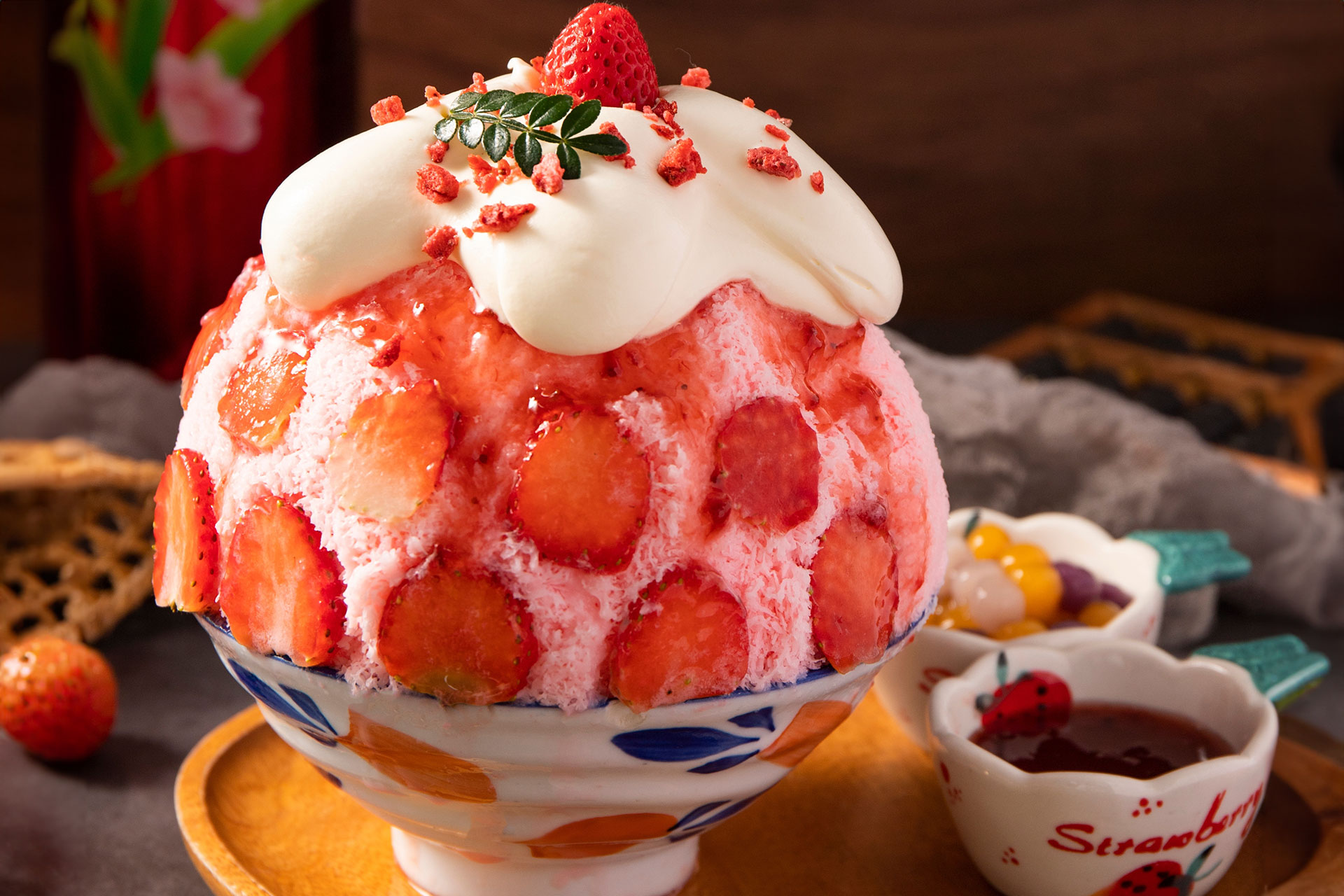 Milky Shaved Ice With Strawberries Recipe