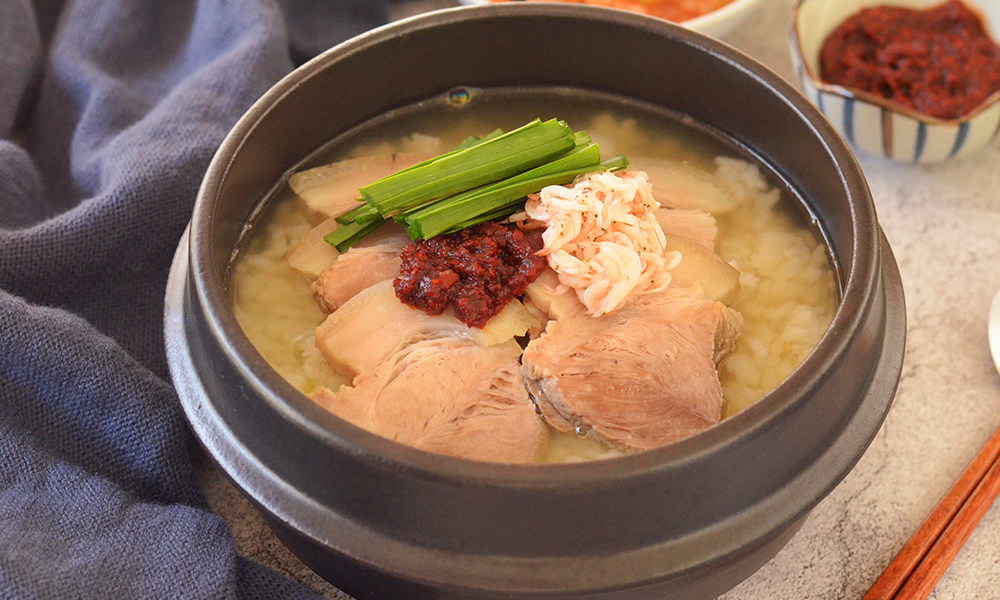 korean pork and rice soup