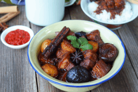 Nyonya Braised Pork Stew (Babi Pongteh)