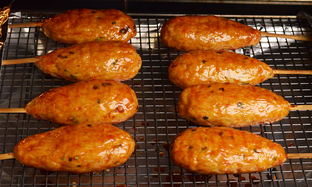 cook the meatball skewer