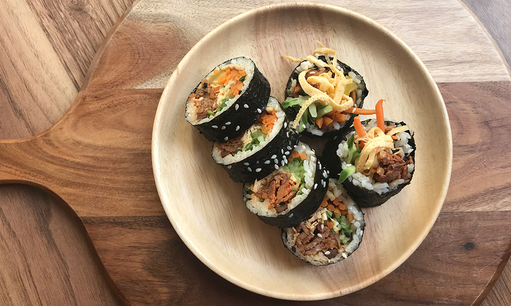 Korean kimbap roll
