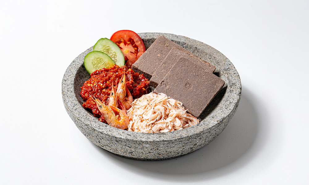 Singaporean cuisine local ingredients