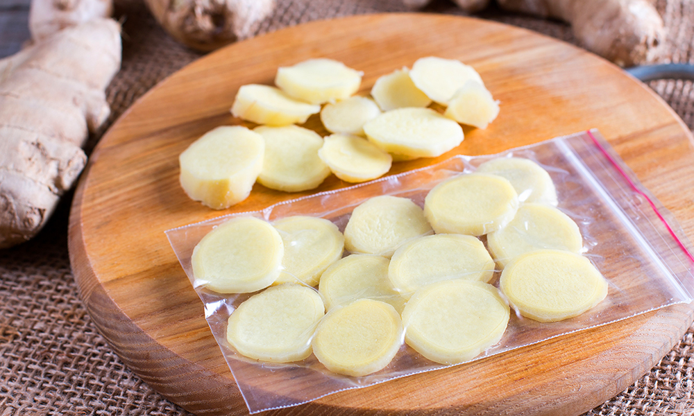 Sliced ginger in ziplock bag