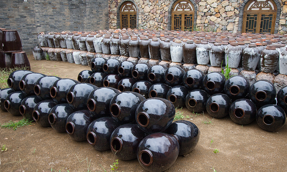 traditional shaoxing wine