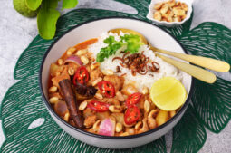 Slow Cooker Thai Massaman Curry