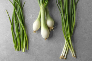 Scallion & Its Cousin Alliums: How Are They Different & How to Use Them?