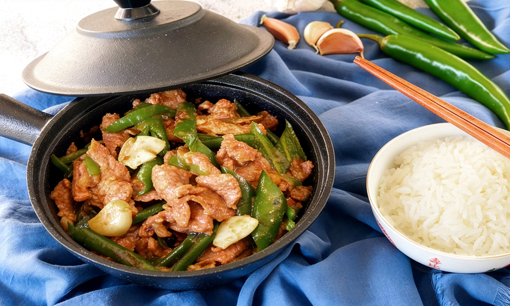 xiang cuisine hunan stir-fried pork with chillies