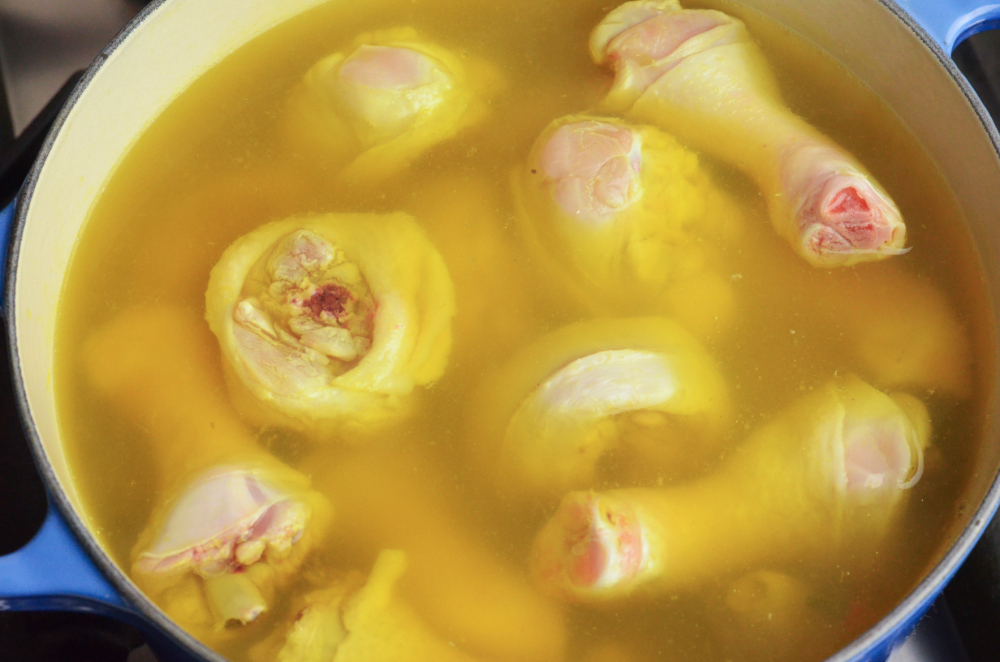 Southern Thai Turmeric Chicken Soup (Gai Tom Kamin)