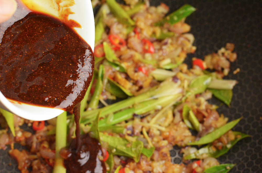 Malaysian Kam Heong chicken