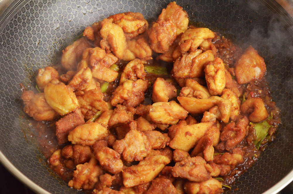 Malaysian Kam Heong chicken