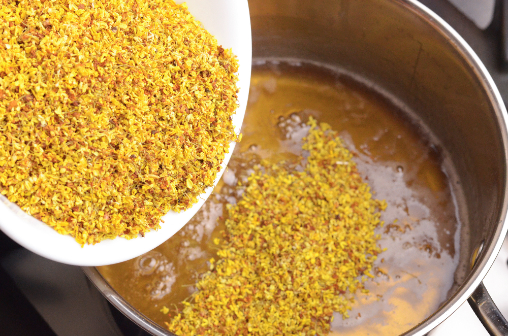 Chinese Steamed Osmanthus Rice Cake