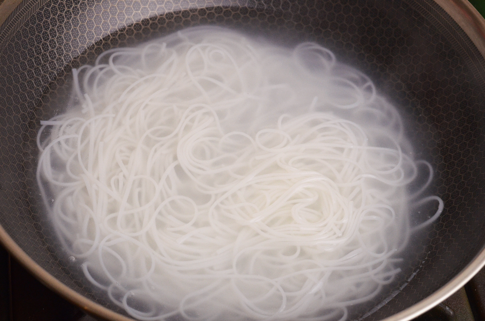 Dry Tom Yum Noodles