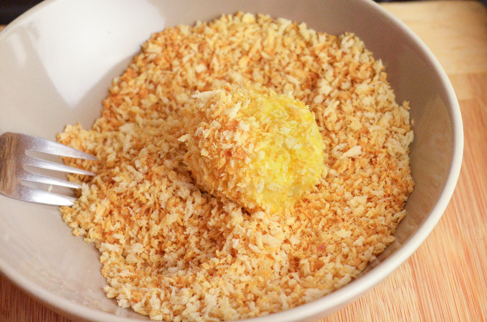Golden Panko Black Sesame Mochi